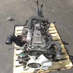 MITSUBISHI PAJERO 2.8L 4X4 4M40 TURBO ENGINE