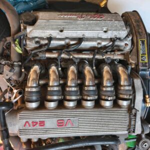 Alfa Romeo AR67301 2.5L V6 petrol engine.